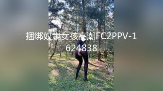 2023-10-12近比较稀有的城中村站街女探花连续两天在大街四处找快餐