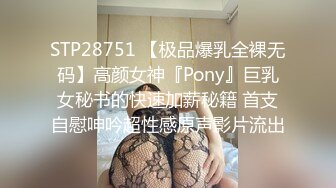 【宇宙无敌超级清纯美少女】终于下海了，颜值秒杀各路网红，罕见三点全露抠逼