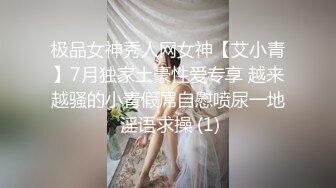 娘胎里就很骚的小女人，全程露脸大秀直播啪啪性爱，口交大鸡巴让大哥舔逼，多体位草小穴