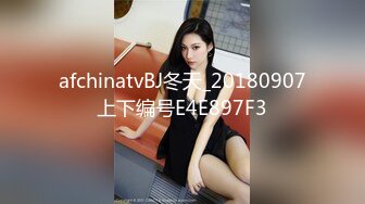 【新片速遞】 胡子大叔酒店约炮刚刚离婚的美女同事饥渴的很完美露脸