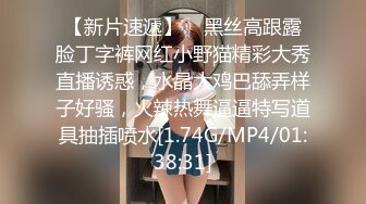 大神一路走一路抄底多位黑丝美女全是漂亮的小姐姐4 (9)