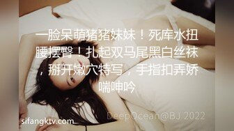  理发店熟女老板娘 小伙一手摸奶 一手摸逼 小伙子没有忍住 一下就爆了