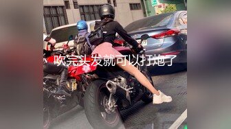 被黑鬼玩弄的小女人，这大鸡巴真吓人，让骚逼口交舔弄，吃着奶子抠着骚穴冒白浆，大鸡巴插进去浪叫不止刺激