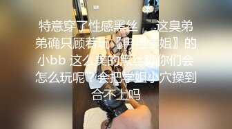 高素质甜美大奶妹子，舔屌口交上位骑坐抬屁股抽插，扶着腰后入抽插猛操