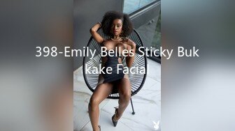 398-Emily Belles Sticky Bukkake Facial