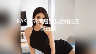  伪娘 花臂大屌人妖 每天都要和小帅哥击剑 操他的滋味别提有多美