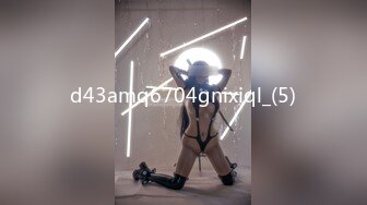 【新片速遞】 丰满韵味十足的美少妇妖艳动人，香软巨乳特写超干净小蝴蝶逼，