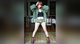 小镇赶大集沟厕偷拍漂亮的美女 一拖三爽歪歪