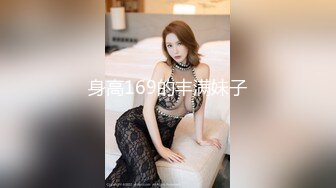 【网曝热门事件网红性爱泄密】反差婊爆乳网红『王语嫣』与金主性爱啪啪流出 性爱乘骑 小穴非常粉嫩 (1)